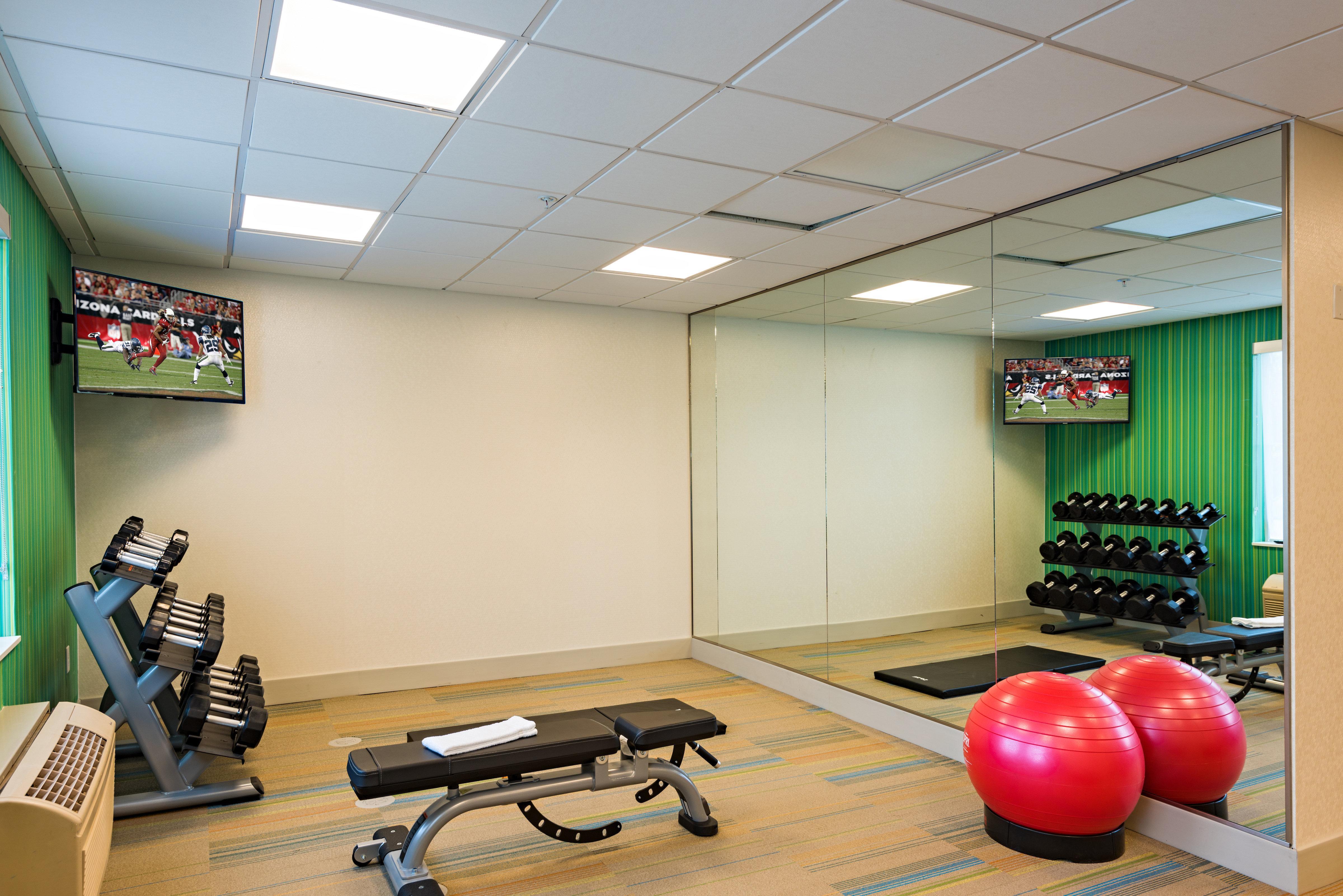 Holiday Inn Express Peoria North - Glendale By Ihg Exterior photo