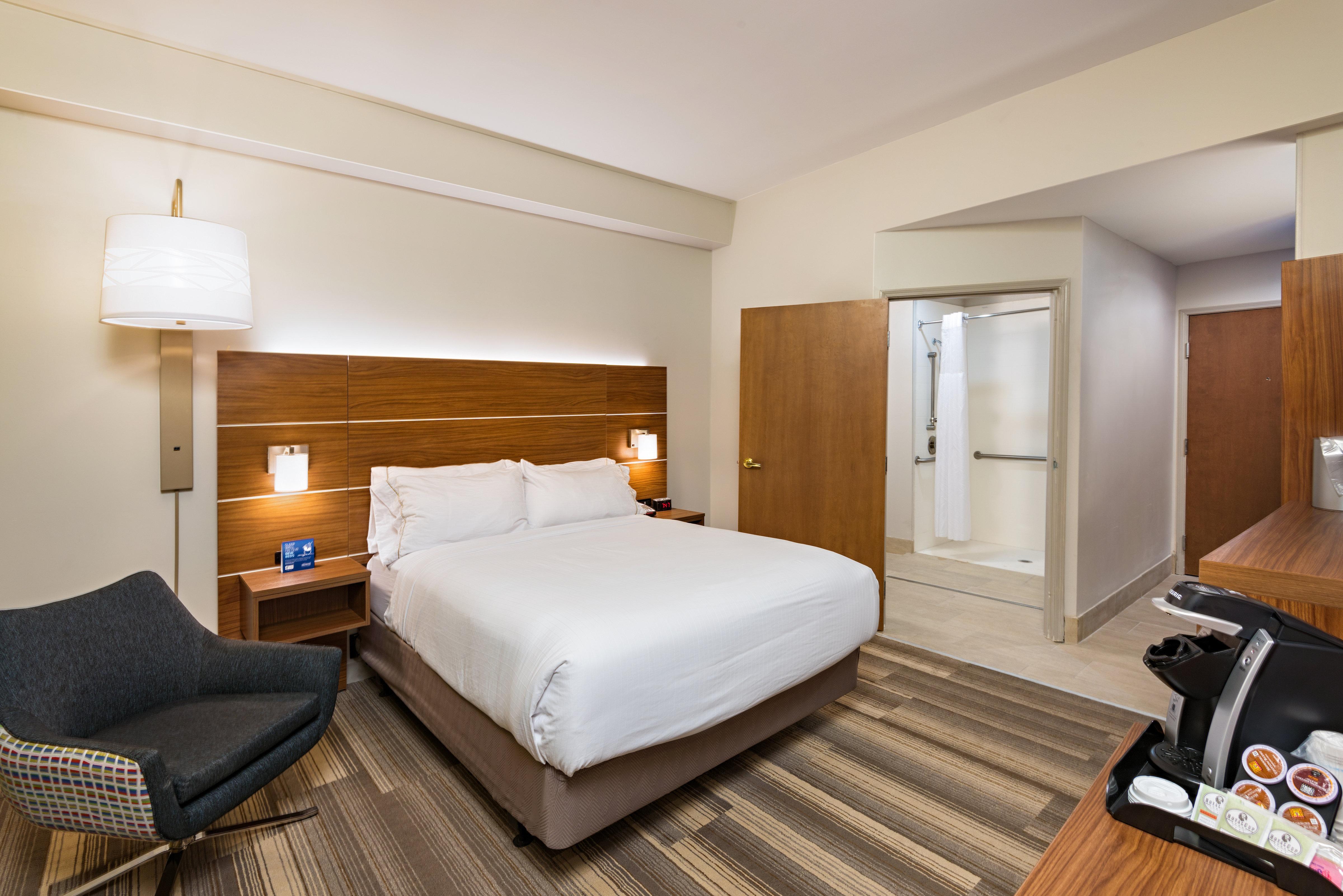Holiday Inn Express Peoria North - Glendale By Ihg Exterior photo