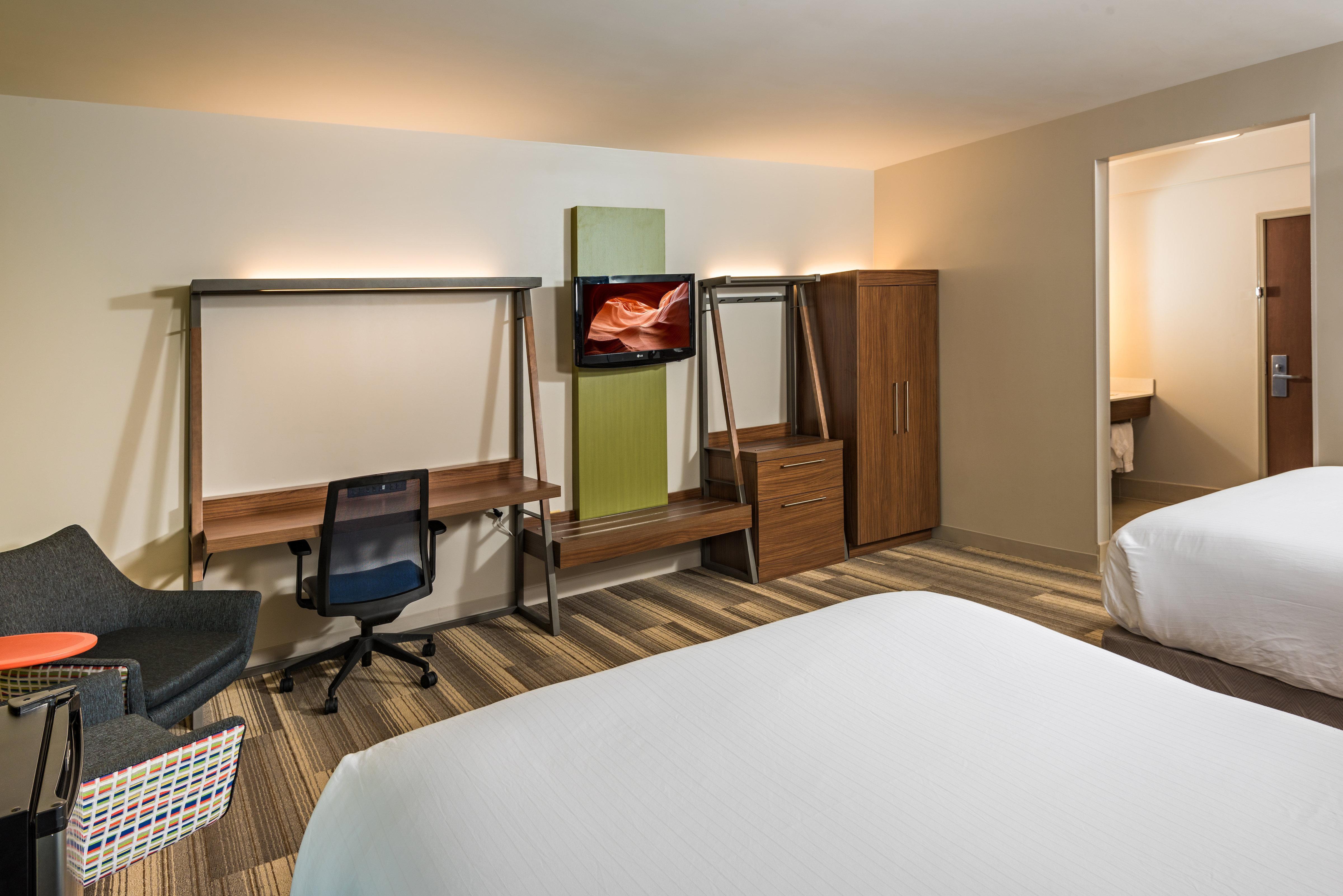 Holiday Inn Express Peoria North - Glendale By Ihg Exterior photo